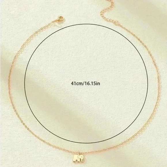 Jewelry - ⚠️Clearance Elephant Pendant Necklace Yellow Gold